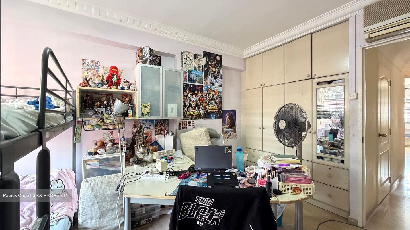 Blk 329 Tampines Street 32 (Tampines), HDB Executive #558567571
